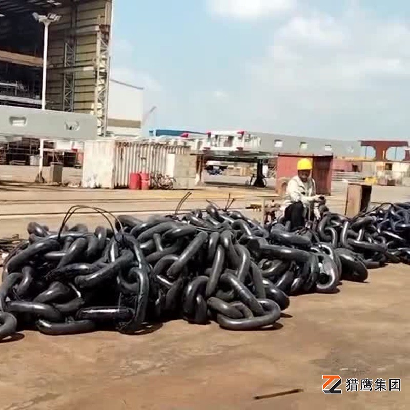 觀察“錨鏈有幾節(jié)”來估算錨鏈的長(zhǎng)度？